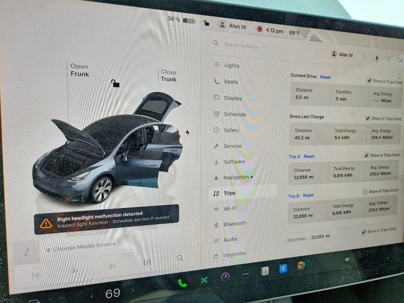 47764176 :رقم المزاد ، 7SAYGDED0PF970768 vin ، 2023 Tesla Model Y مزاد بيع