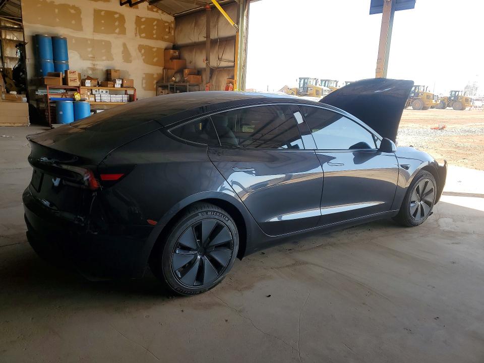 79693015 :رقم المزاد ، 5YJ3E1EA4SF058493 vin ، 2025 Tesla Model 3 مزاد بيع