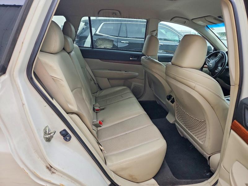 47985396 :رقم المزاد ، 4S4BRDJC9D2210892 vin ، 2013 Subaru Outback مزاد بيع