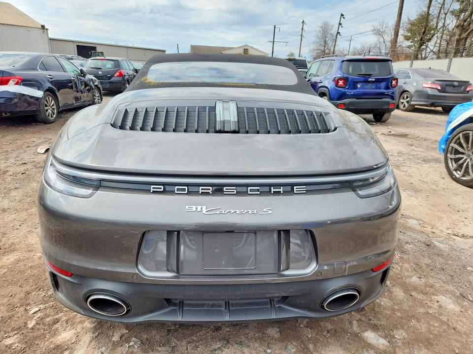 41875906 :رقم المزاد ، WP0CB2A93NS245256 vin ، 2022 Porsche 911 مزاد بيع