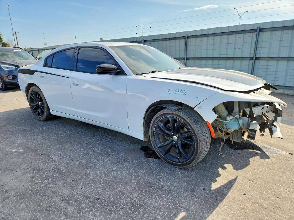 45471056 :رقم المزاد ، 2C3CDXHG3GH163635 vin ، 2016 Dodge Charger مزاد بيع