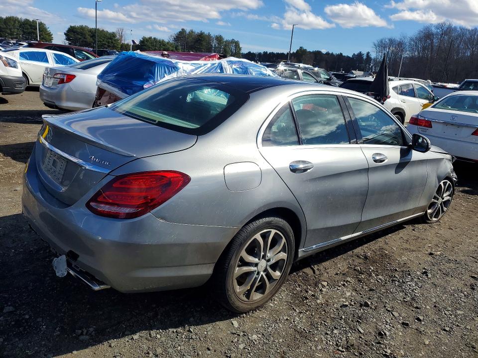 41994286 :رقم المزاد ، 55SWF4KB7GU115848 vin ، 2016 Mercedes-benz C مزاد بيع