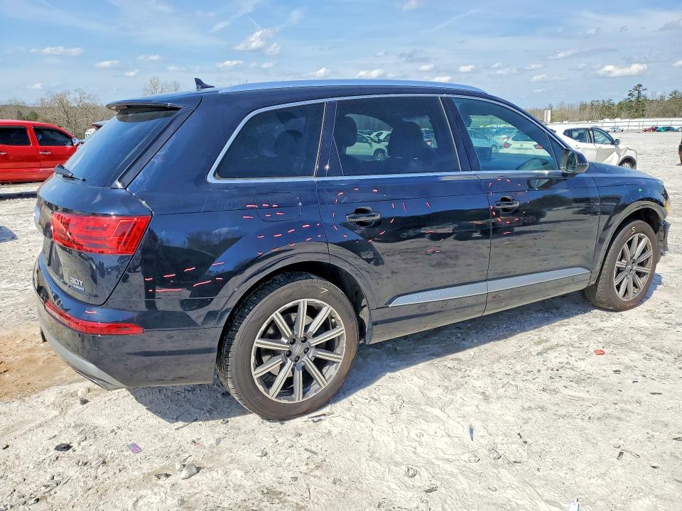 45806006 :رقم المزاد ، WA1LAAF79HD005166 vin ، 2017 Audi Q7 مزاد بيع