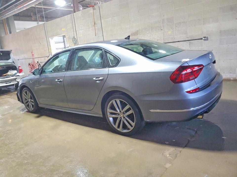 47471156 :رقم المزاد ، 1VWAA7A31JC014960 vin ، 2018 Volkswagen Passat مزاد بيع