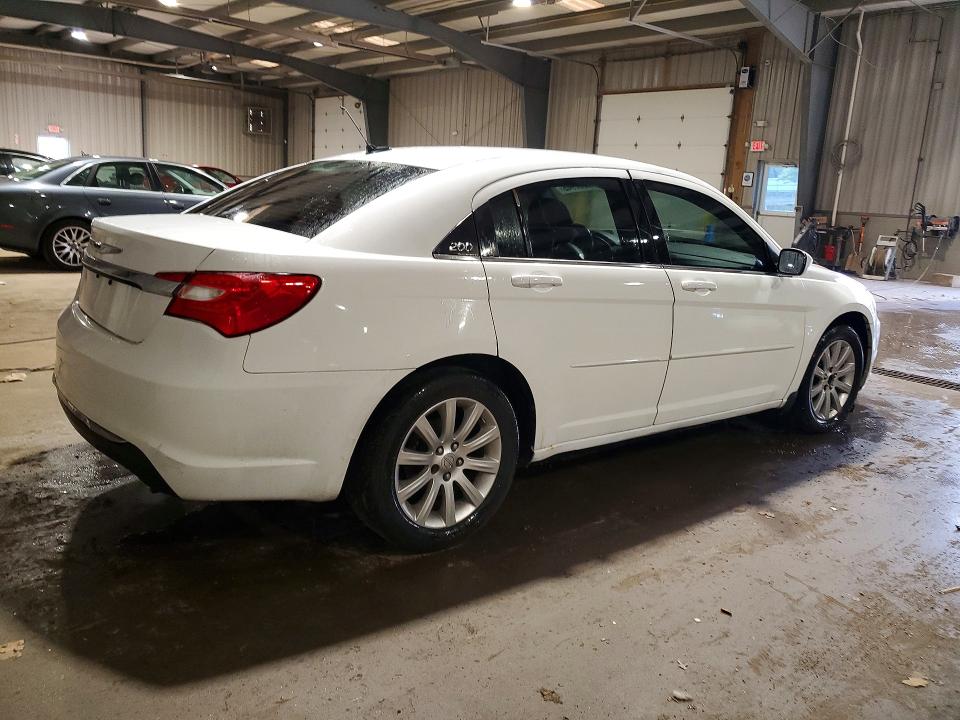 Aukcja sprzedaży 2011 Chrysler 200, vin: 1C3BC1FG1BN559884, numer aukcji: 48237946