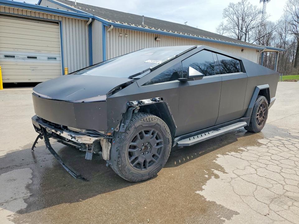 2024 Tesla Cybertruck მანქანა იყიდება აუქციონზე, vin: 7G2CEHED9RA025805, აუქციონის ნომერი: 47349056