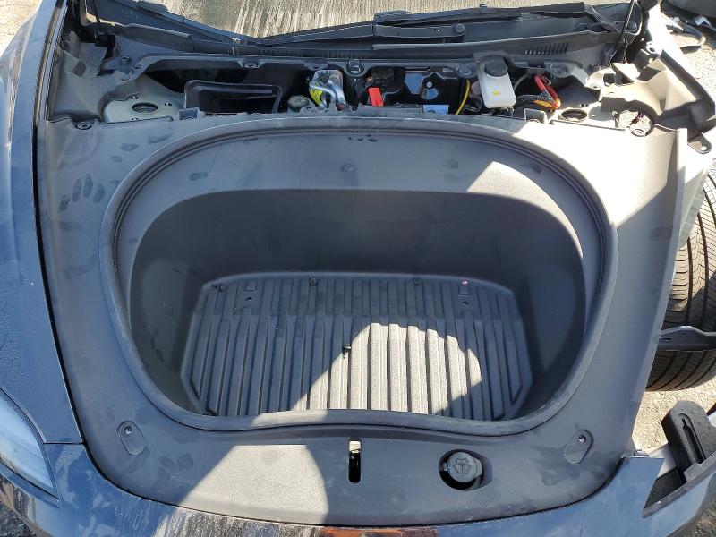 Продаж на аукціоні авто 2025 Tesla Model 3, vin: 5YJ3E1EBXSF960879, номер лоту: 47005416