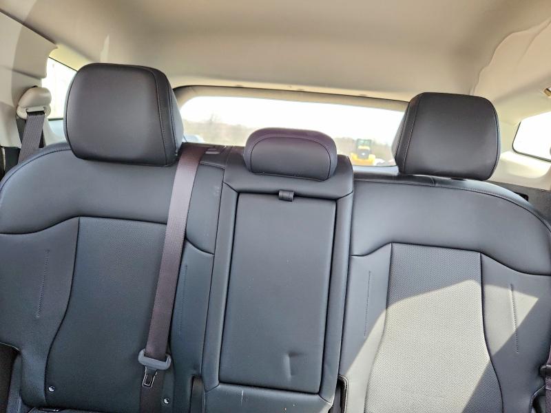 Продажа на аукционе авто 2023 Kia Sportage Hybrid, vin: KNDPVCAG4P7115215, номер лота: 48184516
