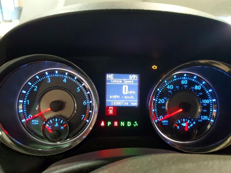 48237796 :رقم المزاد ، 2A4RR5DG4BR604459 vin ، 2011 Chrysler Town & Country مزاد بيع