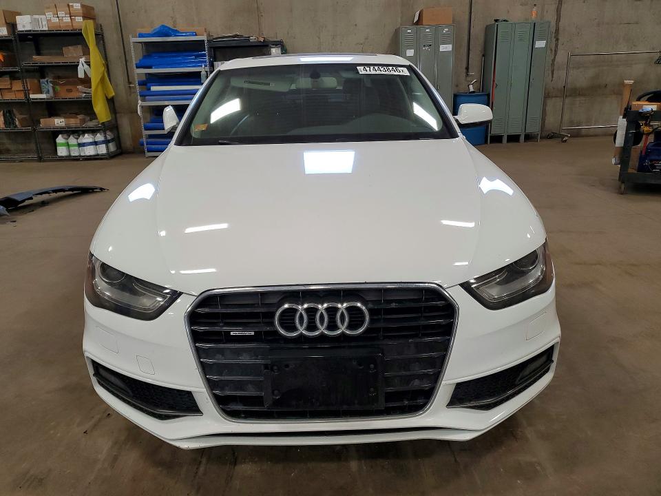 Продажа на аукционе авто 2016 Audi A4, vin: WAUBFAFLXGN003223, номер лота: 47443846
