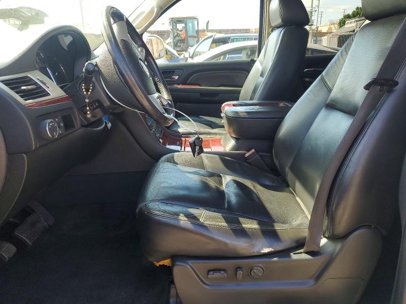 2008 Cadillac Escalade მანქანა იყიდება აუქციონზე, vin: 1GYFC66898R180582, აუქციონის ნომერი: 42021996
