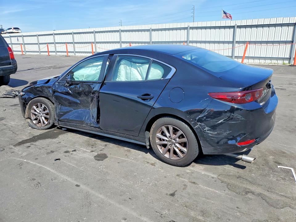 46267616 :رقم المزاد ، 3MZBPABL0LM135074 vin ، 2020 Mazda 3 مزاد بيع