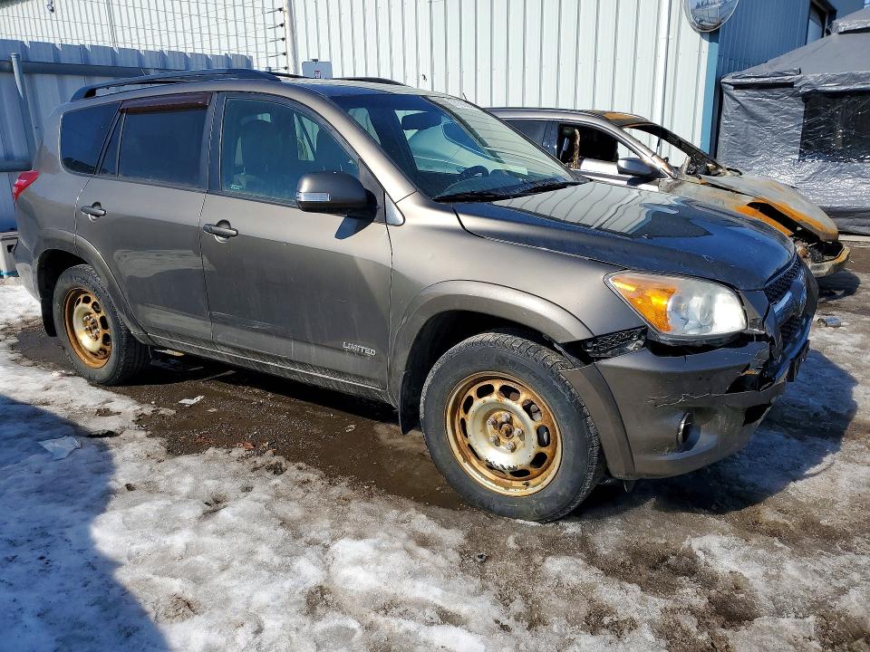 77199385 :رقم المزاد ، 2T3DF4DV4BW143142 vin ، 2011 Toyota Rav4 مزاد بيع