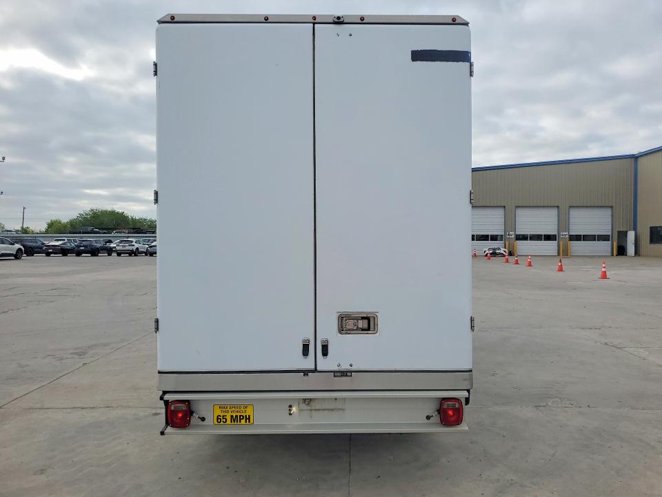 46949916 :رقم المزاد ، 1FDBW5Z8XMKA96397 vin ، 2021 Ford Transit مزاد بيع
