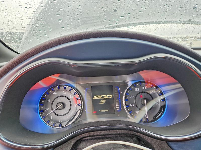 Продажа на аукционе авто 2015 Chrysler 200, vin: 1C3CCCBB9FN614436, номер лота: 45829126