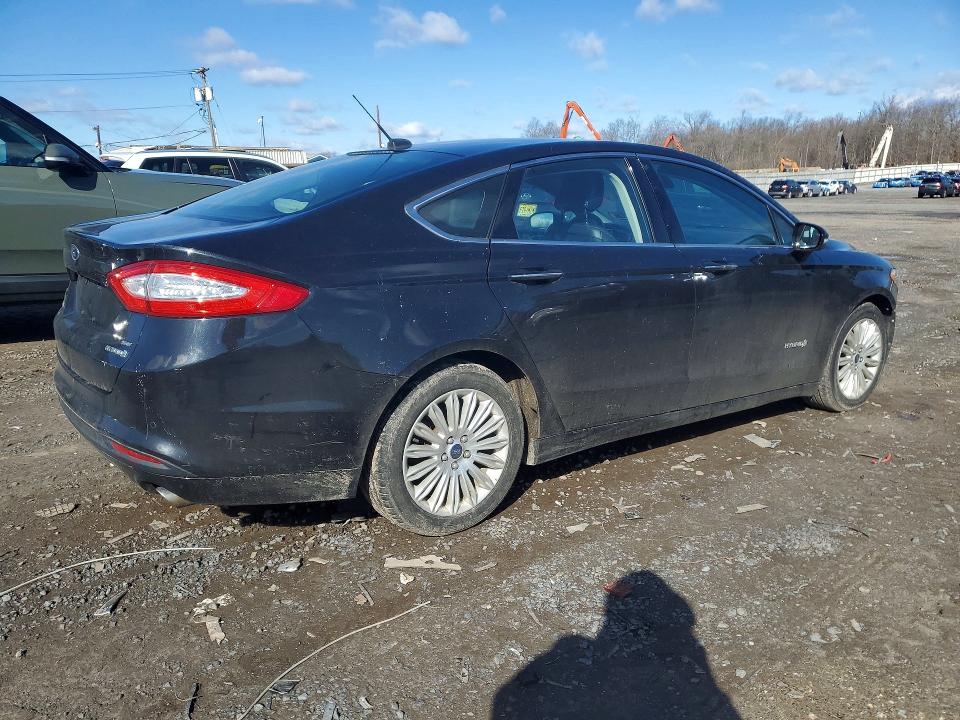 2015 Ford Fusion მანქანა იყიდება აუქციონზე, vin: 3FA6P0LU3FR241179, აუქციონის ნომერი: 46331836