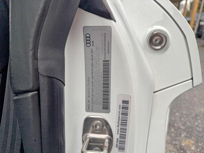 42072046 :رقم المزاد ، WUASUAFG2EN000926 vin ، 2014 Audi R8 مزاد بيع