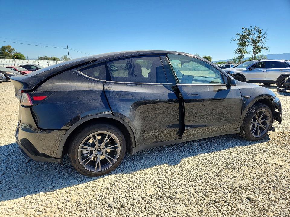 Продажа на аукционе авто 2025 Tesla Model Y, vin: 7SAYGDED5SF256191, номер лота: 46815596