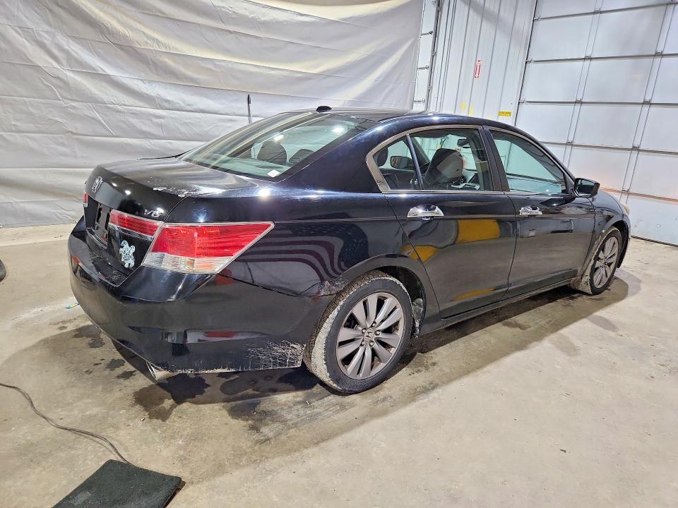 Продажа на аукционе авто 2011 Hond Accord, vin: 1HGCP3F89BA002612, номер лота: 45565816
