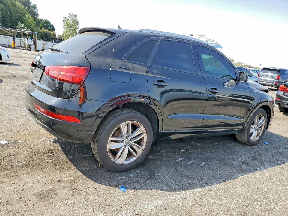 Продажа на аукционе авто 2017 Audi Q3, vin: WA1BCCFS2HR007186, номер лота: 47575156