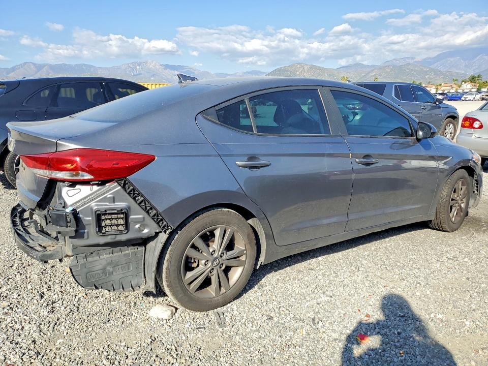 2018 Hyundai Elantra მანქანა იყიდება აუქციონზე, vin: 5NPD84LF0JH357927, აუქციონის ნომერი: 79295275