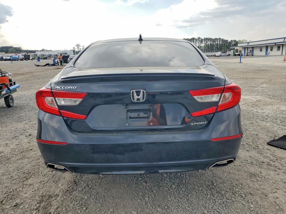 Aukcja sprzedaży 2018 Honda Accord, vin: 1HGCV1F32JA267918, numer aukcji: 47331616