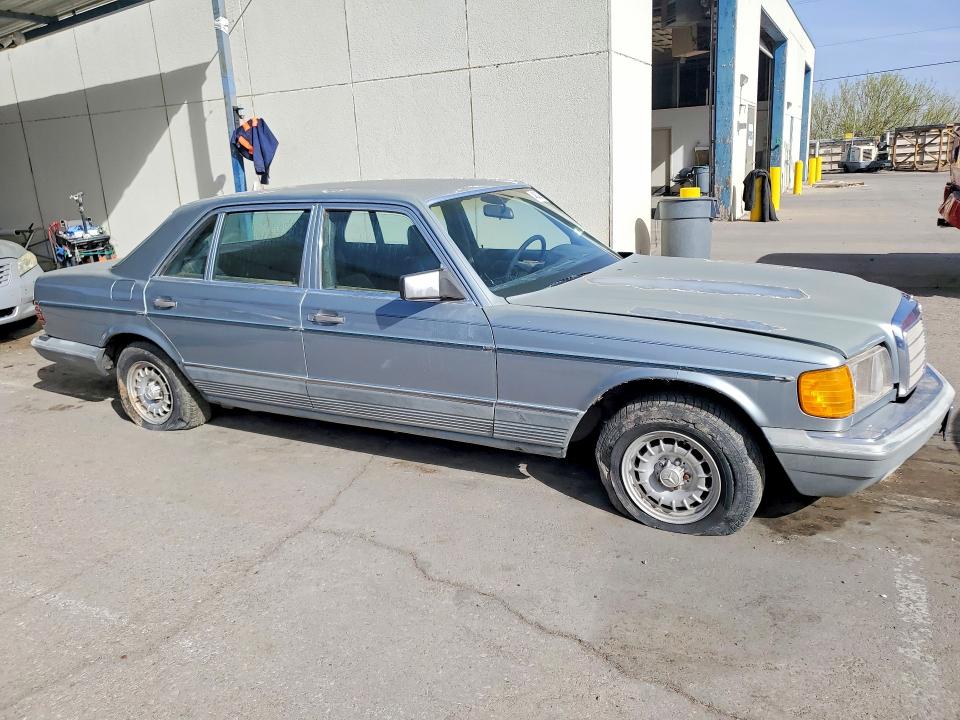 Auction sale of the 1983 Mercedes Benz 380, vin: WDBCA33A6DB045551, lot number: 46434756