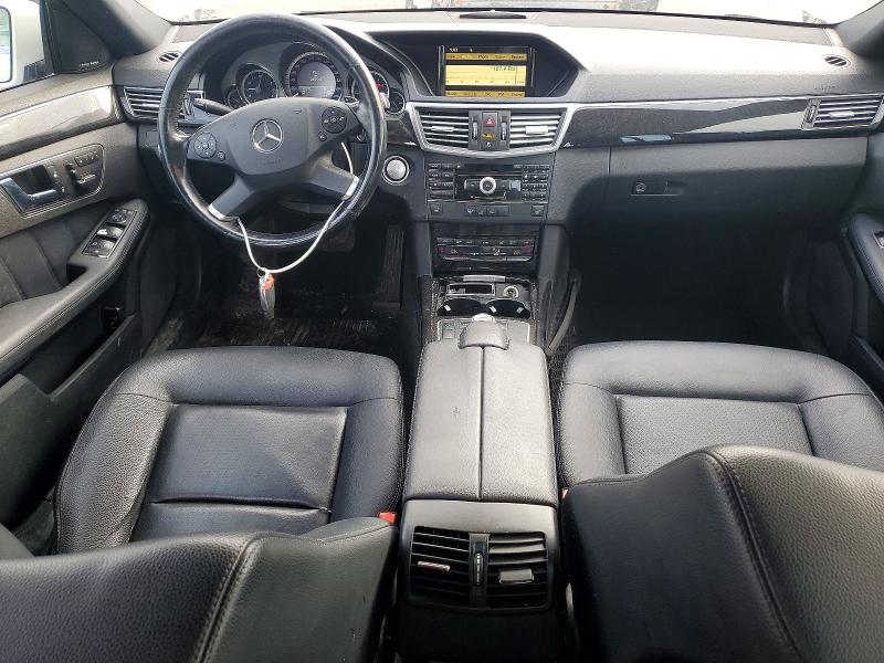 2010 Mercedes-benz E მანქანა იყიდება აუქციონზე, vin: WDDHF8HBXAA152519, აუქციონის ნომერი: 45827946