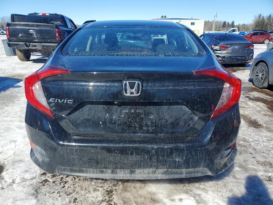 76932475 :رقم المزاد ، 2HGFC2F50JH014687 vin ، 2018 Honda Civic مزاد بيع