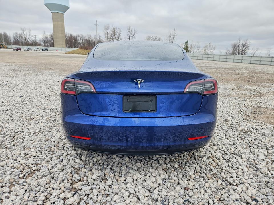 46902256 :رقم المزاد ، 5YJ3E1EA8NF287103 vin ، 2022 Tesla Model 3 مزاد بيع