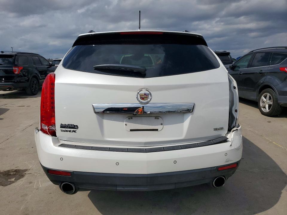 2014 Cadillac Srx მანქანა იყიდება აუქციონზე, vin: 3GYFNBE37ES586961, აუქციონის ნომერი: 41874626