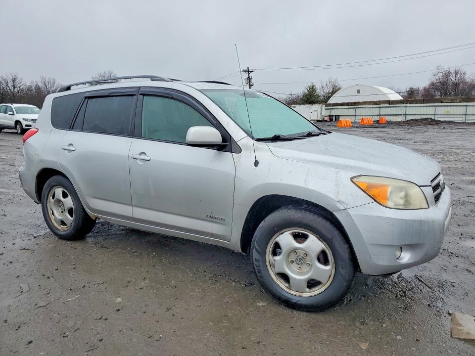 2008 Toyota Rav4 მანქანა იყიდება აუქციონზე, vin: JTMBD31VX85144016, აუქციონის ნომერი: 46185486