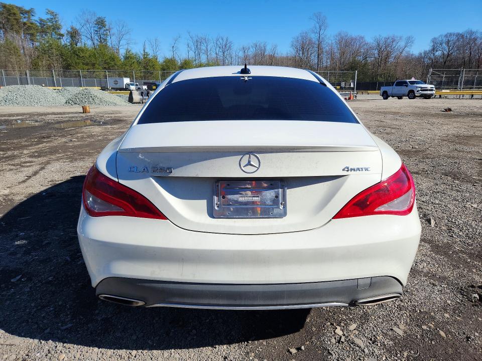 45515906 :رقم المزاد ، WDDSJ4GB0JN576847 vin ، 2018 Mercedes-benz Cla مزاد بيع