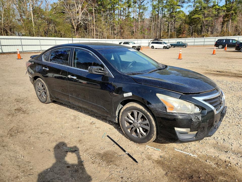 Продаж на аукціоні авто 2015 Nissan Altima, vin: 1N4AL3AP6FC460883, номер лоту: 79801695