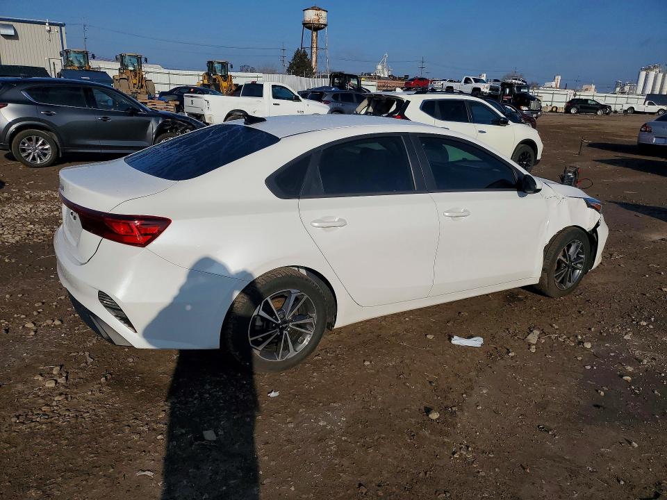 2024 Kia Forte მანქანა იყიდება აუქციონზე, vin: 3KPF24AD2RE695664, აუქციონის ნომერი: 46662456