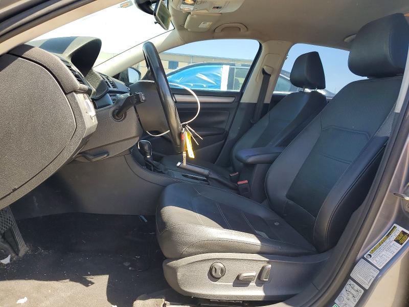 46750476 :رقم المزاد ، 1VWBT7A32FC013581 vin ، 2015 Volkswagen Passat مزاد بيع