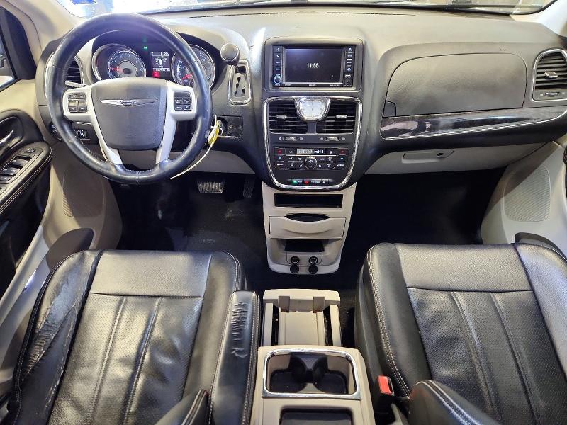 2014 Chrysler Town & Country მანქანა იყიდება აუქციონზე, vin: 2C4RC1CG0ER409707, აუქციონის ნომერი: 46734146