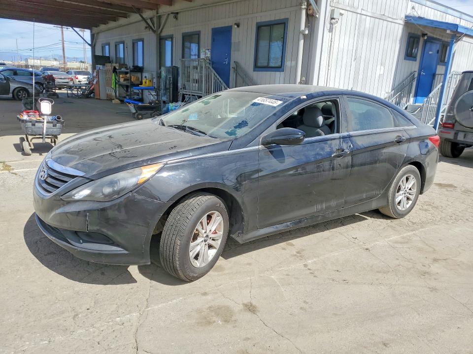 2014 Hyundai Sonata მანქანა იყიდება აუქციონზე, vin: 5NPEB4AC1EH885187, აუქციონის ნომერი: 41657446