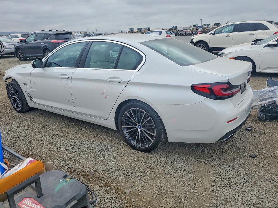 47916926 :رقم المزاد ، WBA13AG04NCJ88709 vin ، 2022 Bmw 530e مزاد بيع