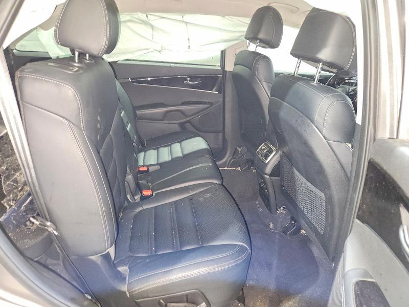 2017 Kia Sorento მანქანა იყიდება აუქციონზე, vin: 5XYPHDA51HG204451, აუქციონის ნომერი: 41946346