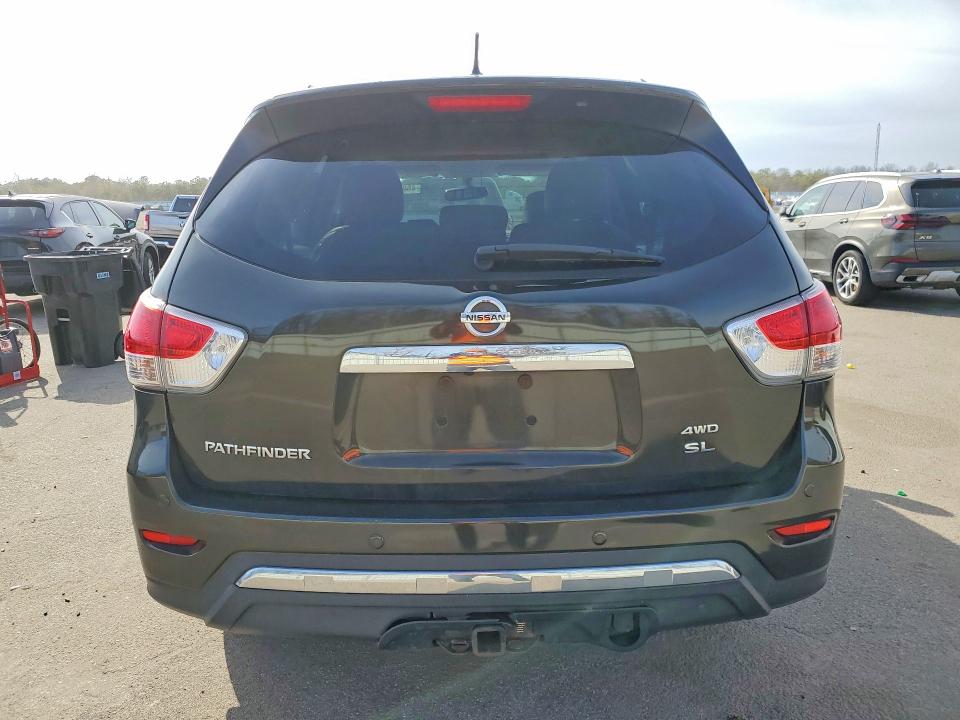Продажа на аукционе авто 2015 Nissan Pathfinder, vin: 5N1AR2MM0FC627206, номер лота: 46817166