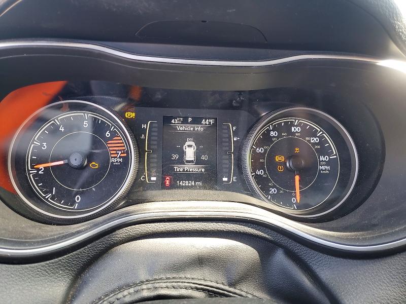 45865496 :رقم المزاد ، 1C4PJLCB1KD416841 vin ، 2019 Jeep Cherokee مزاد بيع