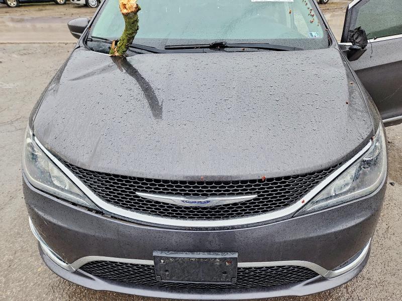 46396646 :رقم المزاد ، 2C4RC1BG9HR744793 vin ، 2017 Chrysler Pacifica مزاد بيع
