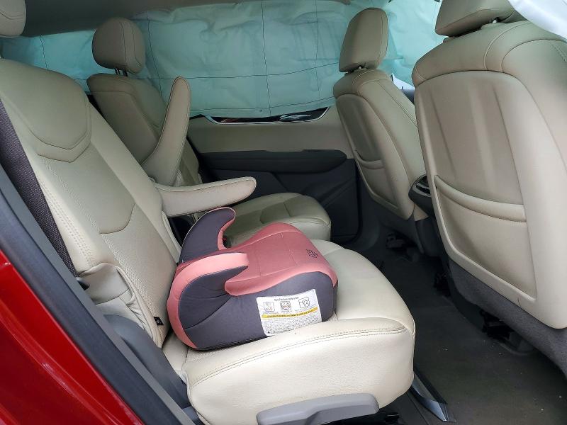 48261936 :رقم المزاد ، 1GYKPCRS8LZ213900 vin ، 2020 Cadillac Xt6 مزاد بيع
