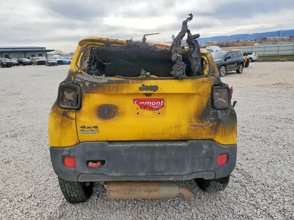 2015 Jeep Renegade მანქანა იყიდება აუქციონზე, vin: ZACCJBCT0FPB68160, აუქციონის ნომერი: 46694686