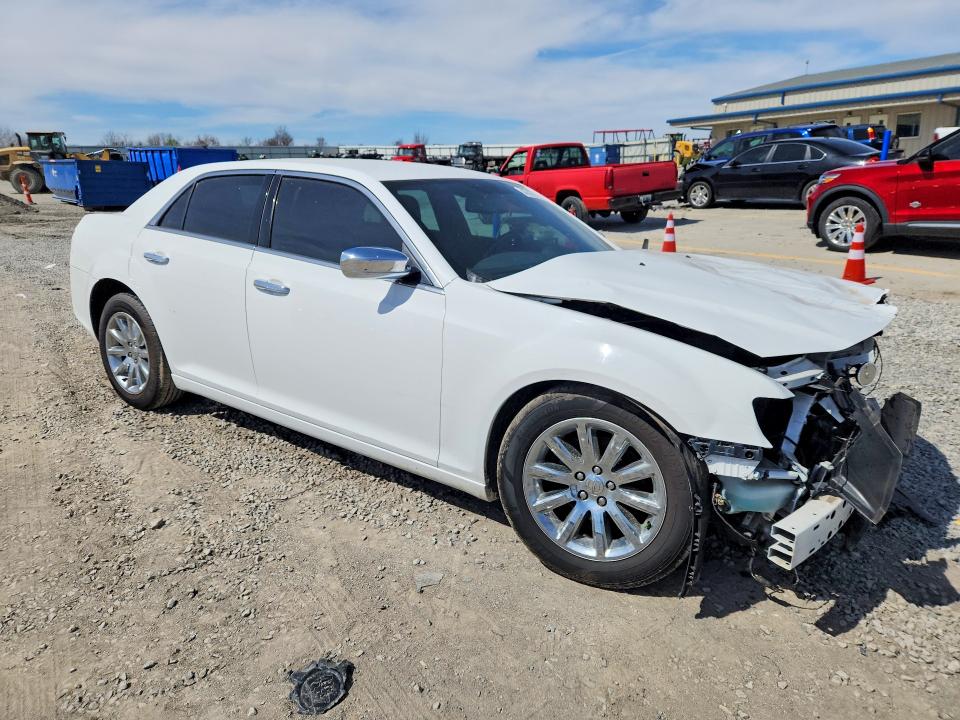 2012 Chrysler 300 მანქანა იყიდება აუქციონზე, vin: 2C3CCACG1CH242335, აუქციონის ნომერი: 47437126
