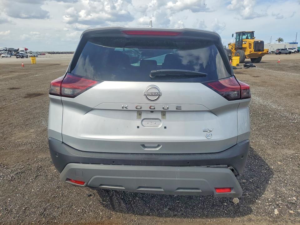 45782596 :رقم المزاد ، 5N1BT3BA2PC889508 vin ، 2023 Nissan Rogue مزاد بيع