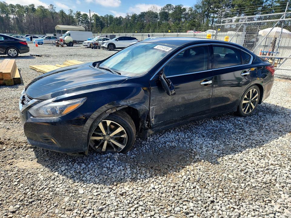 Продажа на аукционе авто 2017 Nissan Altima, vin: 1N4AL3AP6HC167827, номер лота: 42064036
