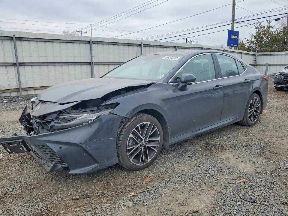 46834696 :رقم المزاد ، 4T1DBADK4SU013547 vin ، 2025 Toyota Camry مزاد بيع