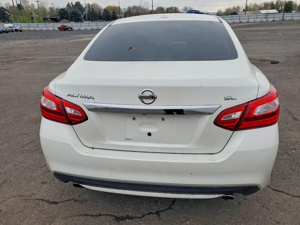 Продажа на аукционе авто 2017 Nissan Altima, vin: 1N4AL3AP2HC223228, номер лота: 48228186